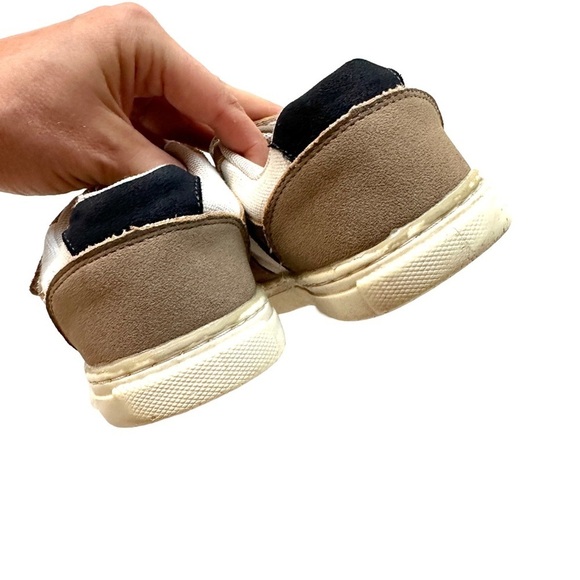 ⭐️ 5 for $25 Max + Jake Sawyer Kids’ Sneakers Tan Color Velcro Closure Size 12 M - Picture 9 of 11